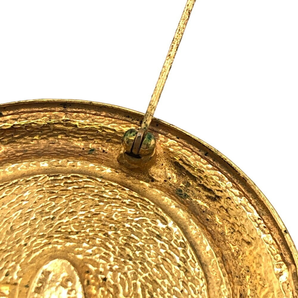 CHANEL Gold Brooch - Picture 8 of 11